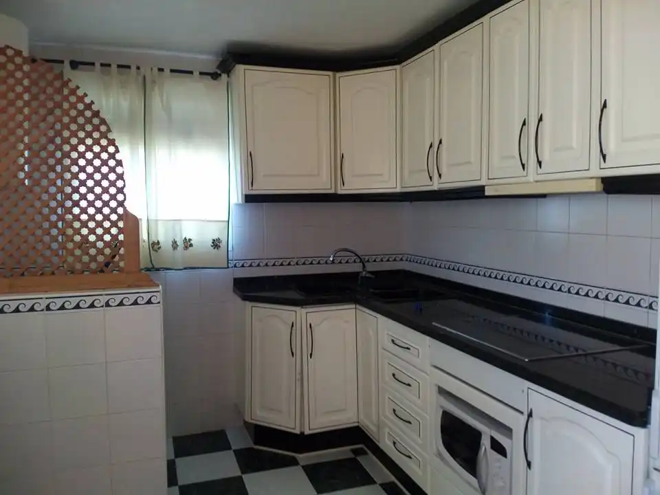 Cocina de Piso en venta en La Zubia Ciudad