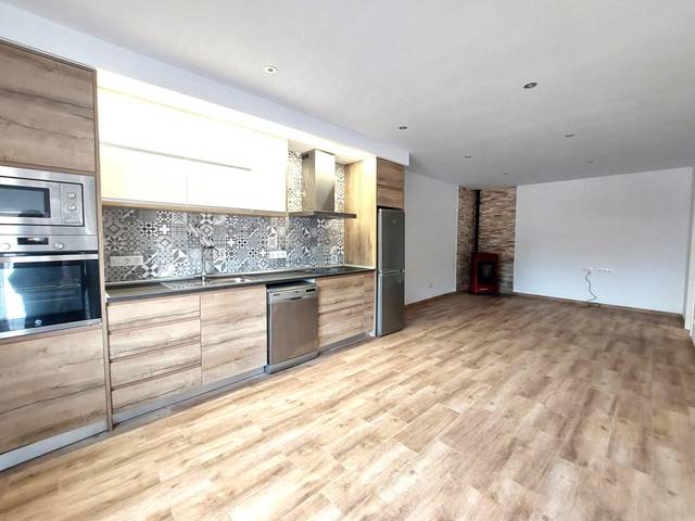 Casa-chalet en Venta en Abrera