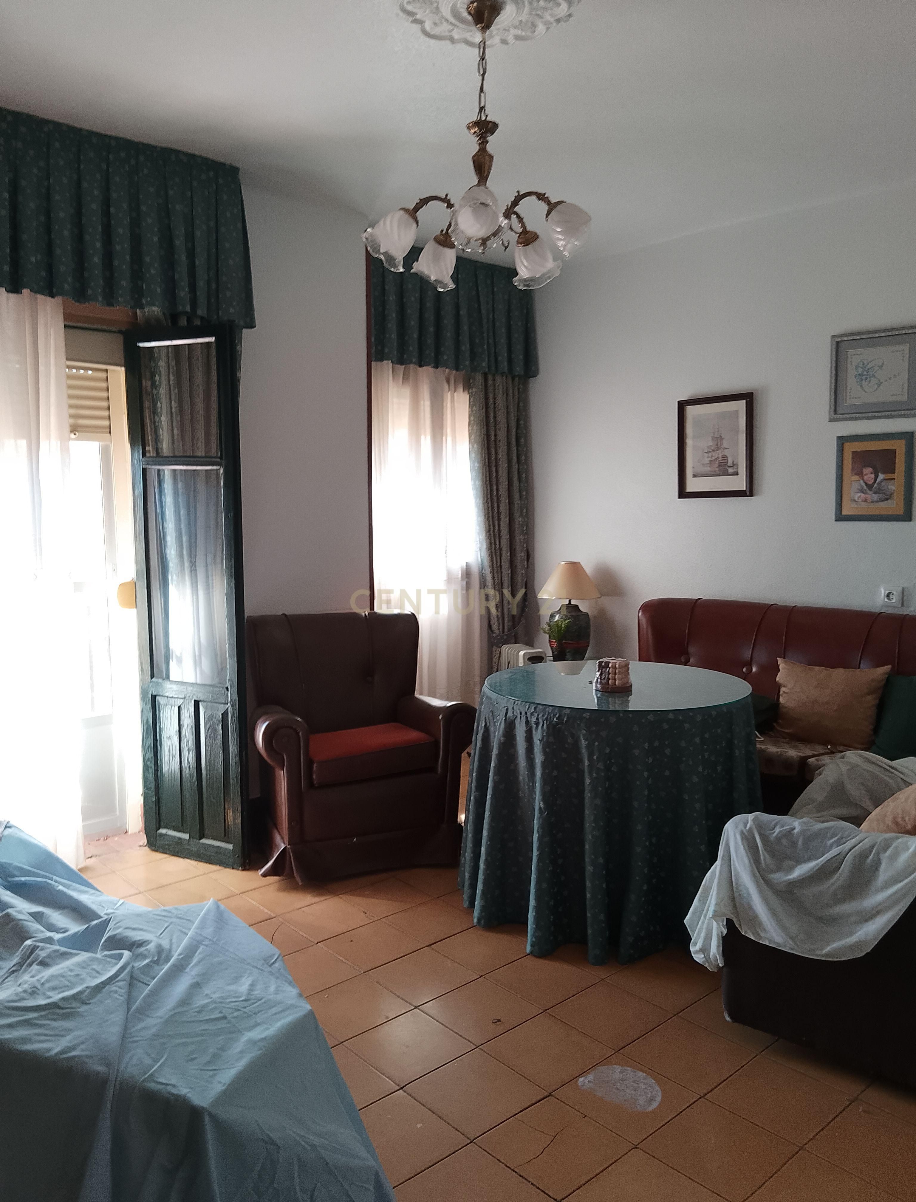 Sala d'estar de Apartament en venda en Coria amb Aire condicionat, Traster i Microones