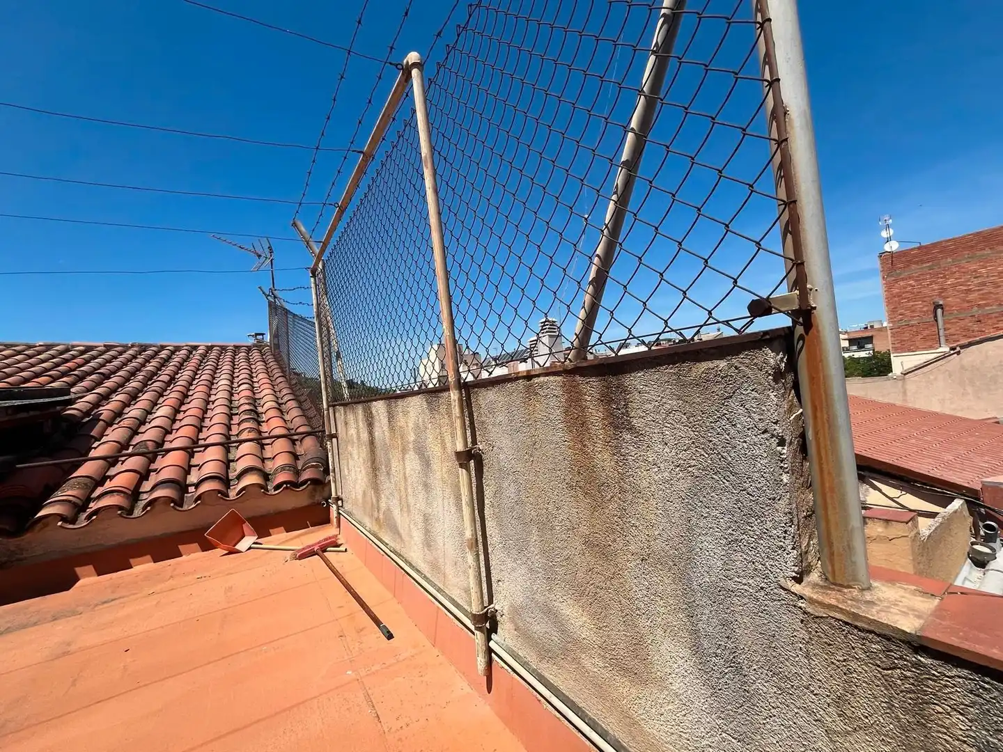 Vista exterior de Casa o chalet en venta en Terrassa con Aire acondicionado, Calefacción y Terraza