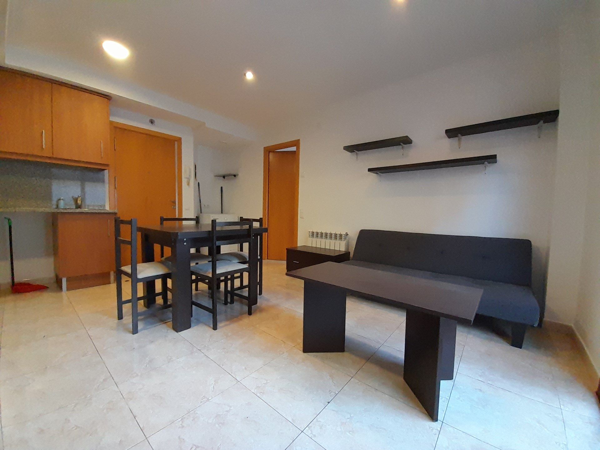 Sala d'estar de Pis en venda en Olot amb Calefacció i Traster