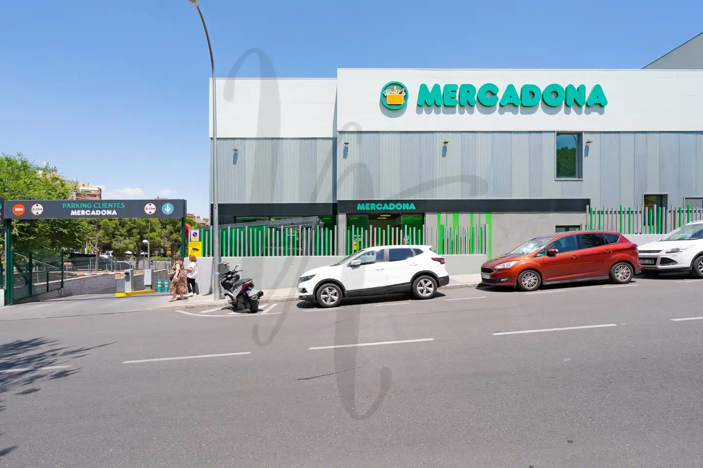 Flat for sale in Carril Del Conde, Canillas