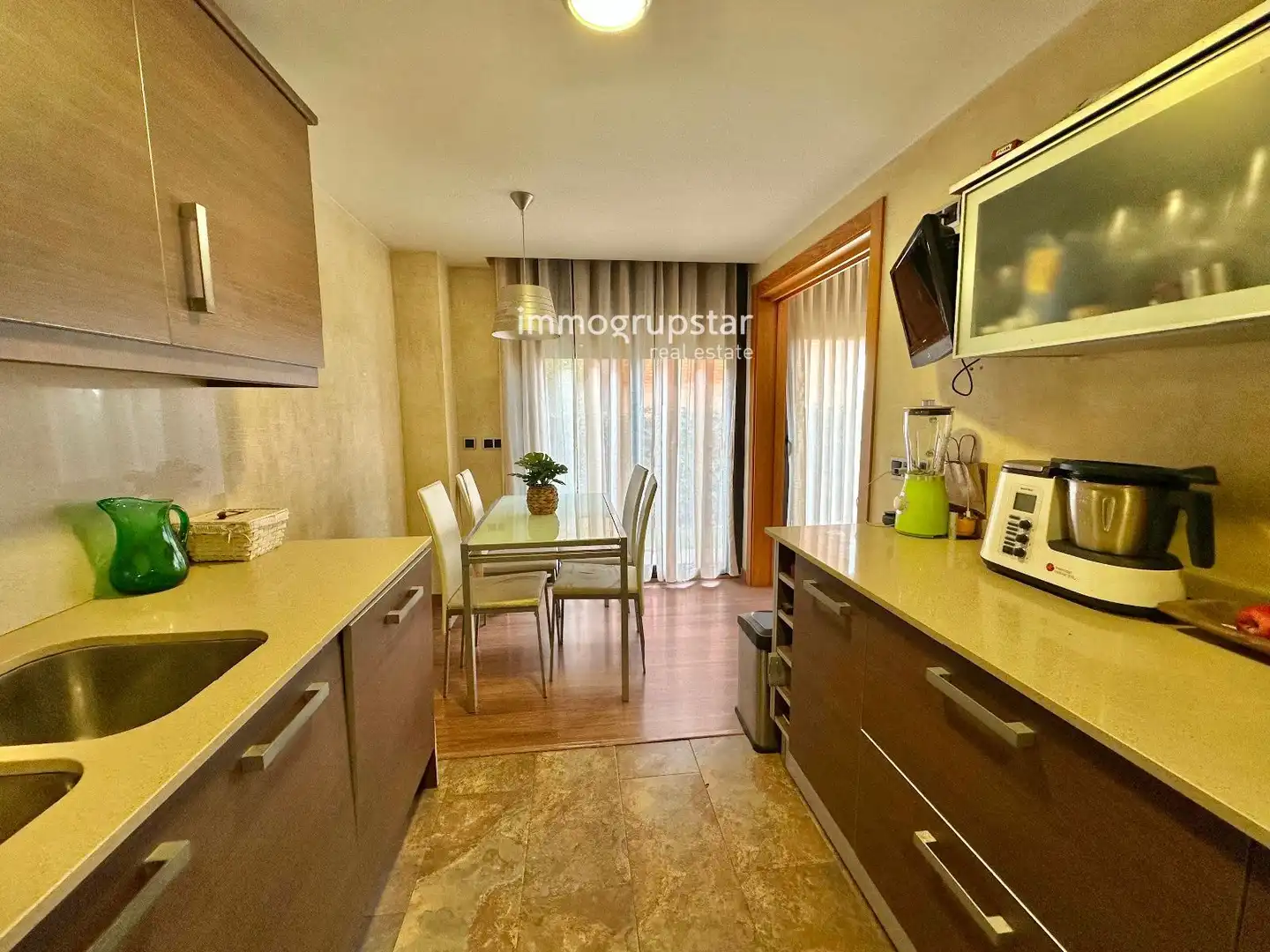 Cocina de Casa adosada en venta en Calonge i Sant Antoni con Aire acondicionado, Calefacción y Terraza