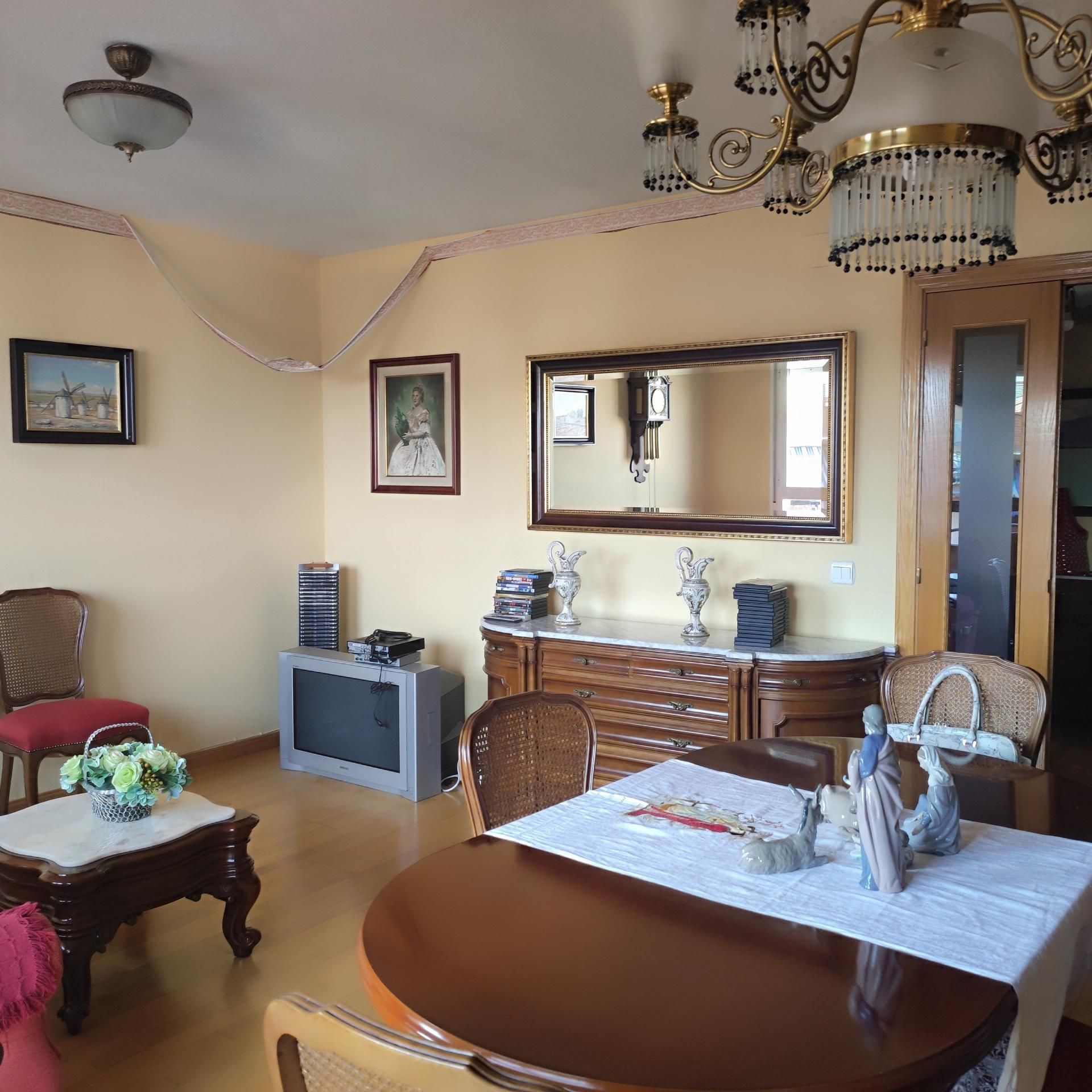 Sala de estar de Piso en venta en Ciudad Real Capital con Terraza