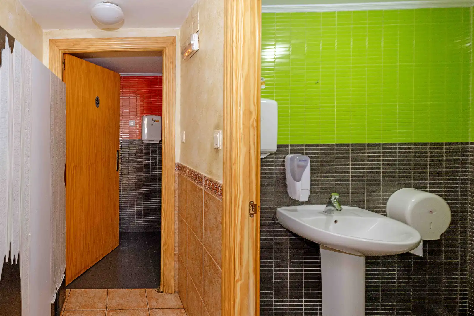 Baño de Local en venta en Málaga