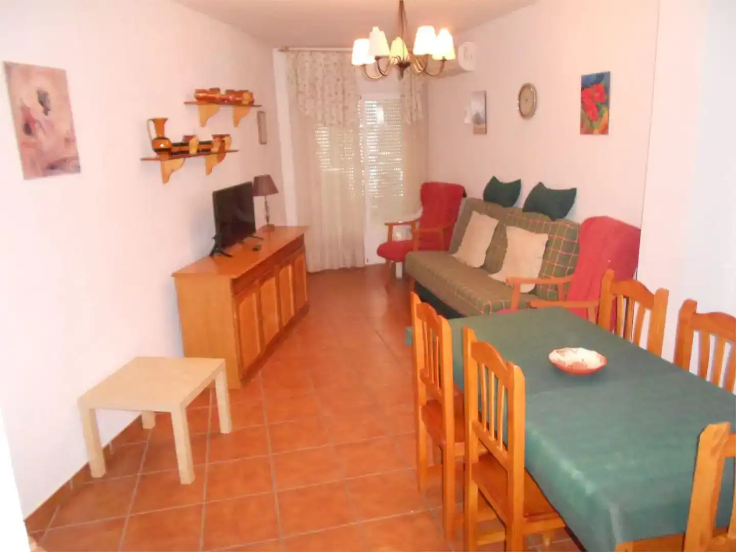 Sala de estar de Piso de alquiler en Cazorla con Aire acondicionado y Amueblado