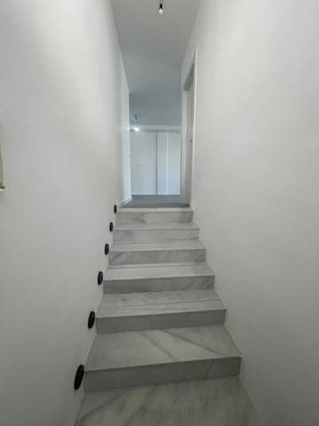 Piso en Venta en Calle Macizo Galaico, 35 en Fuente Alegre - El Chaparral - Los Morales