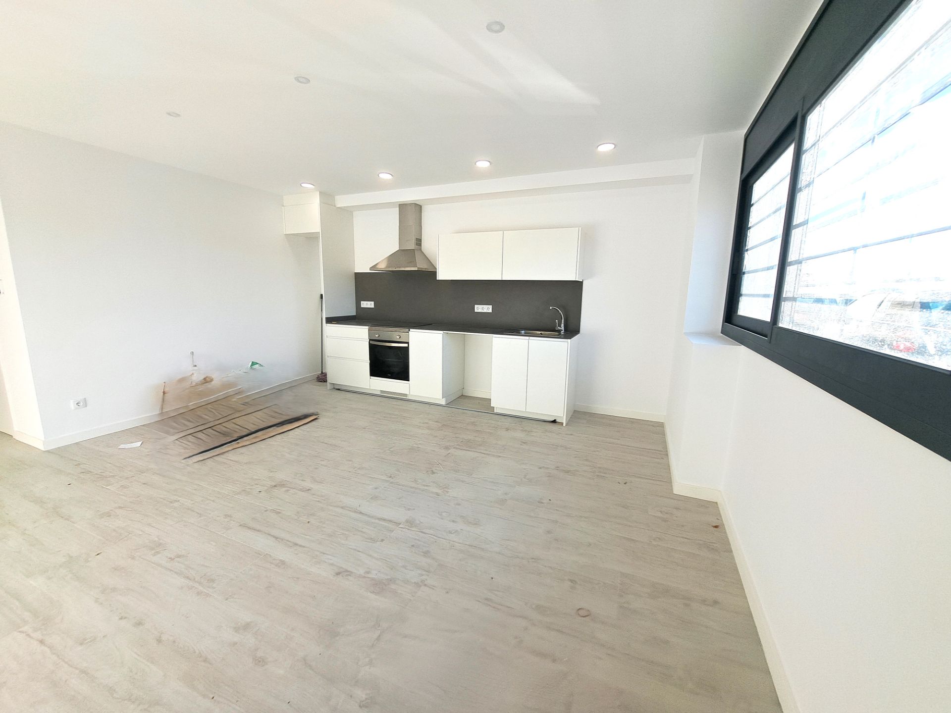 Cuina de Planta baixa de lloguer en Mataró amb Aire condicionat, Calefacció i Forn