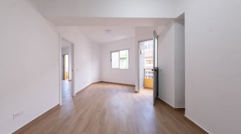 Foto 2 de Piso en venta en Calle Alemania, Alcaravaneras, Las Palmas de Gran Canaria