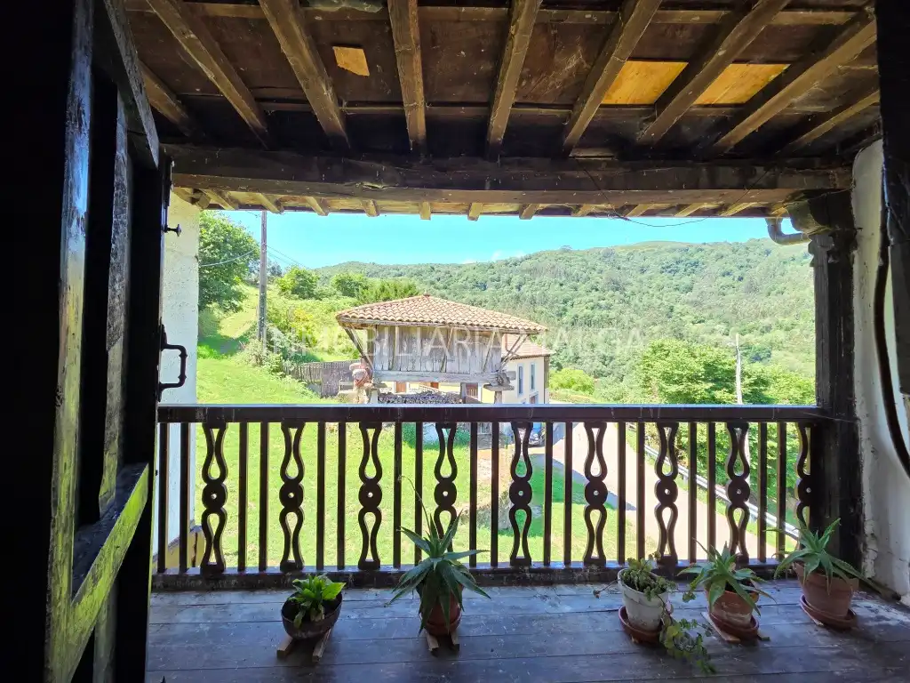 Terrace of Houses for sale in Colunga  with Parquet flooring, Storage room and Furnished