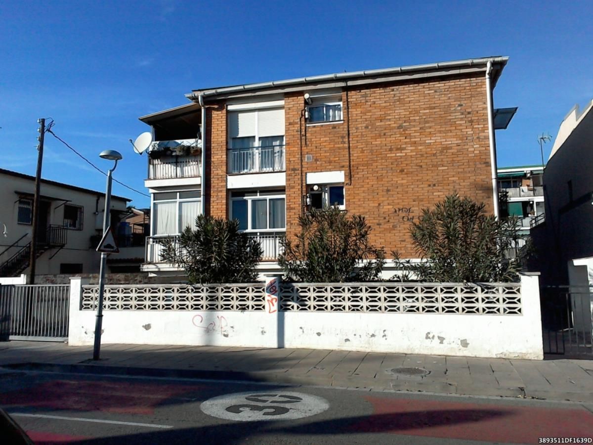 Vista exterior de Piso en venta en Castelldefels
