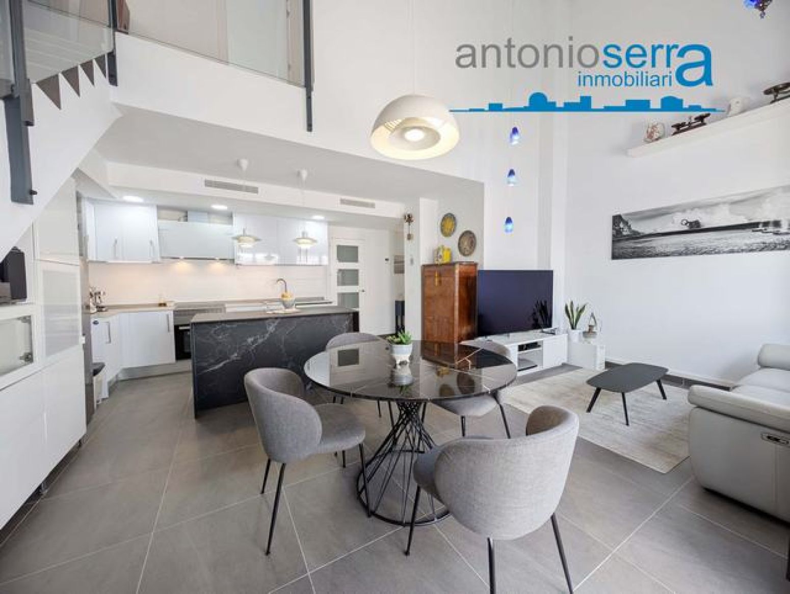 Kitchen of Attic for sale in  Valencia Capital  with Air Conditioner, Terrace and Storage room