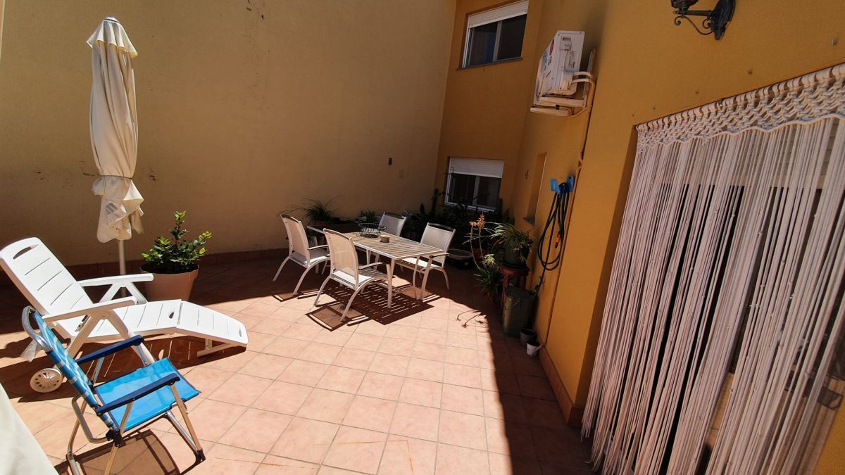 Terrace of House or chalet for sale in Plasencia  with Air Conditioner, Heating and Parquet flooring