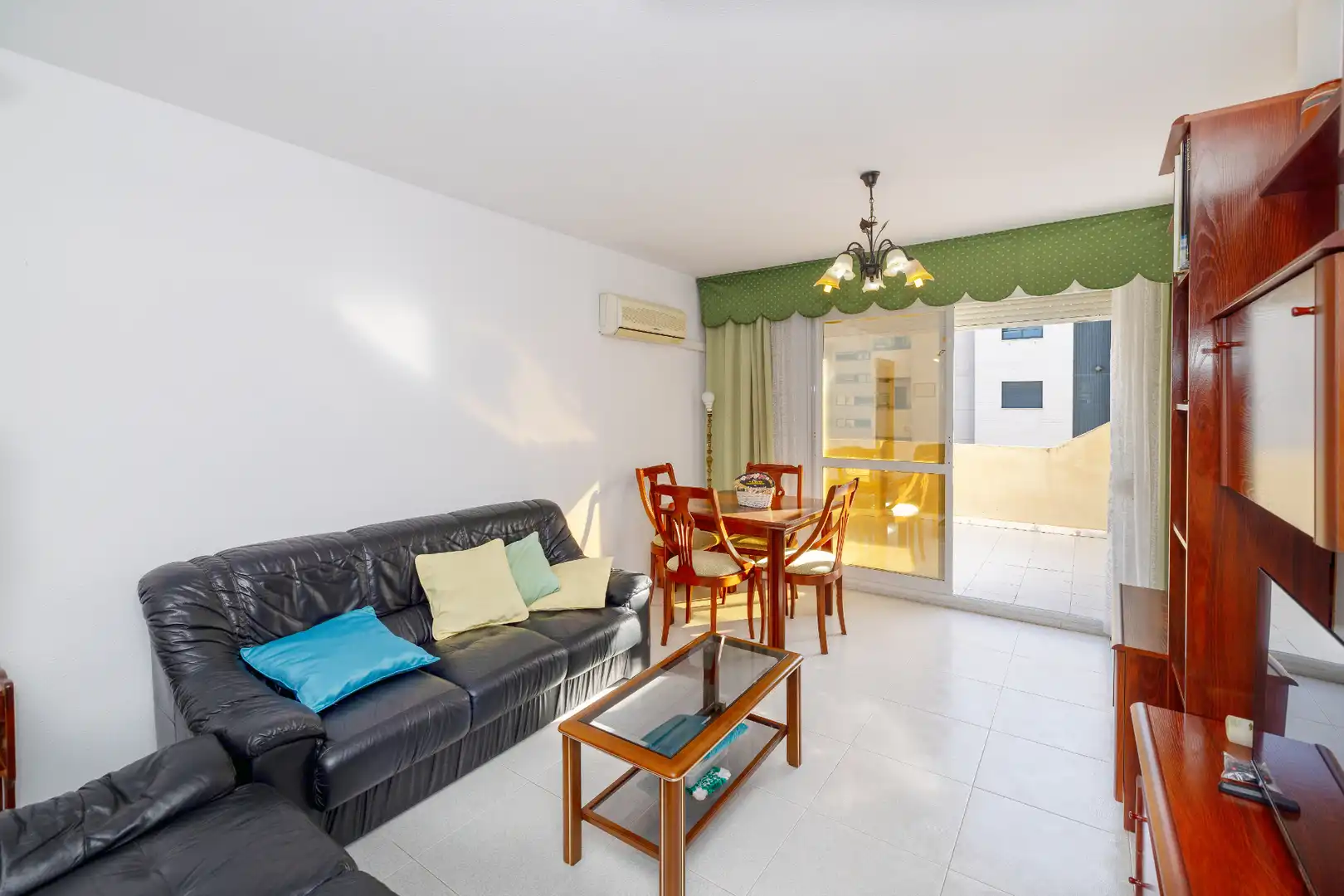 Sala d'estar de Àtic en venda en Málaga amb Aire condicionat, Calefacció i Terrassa