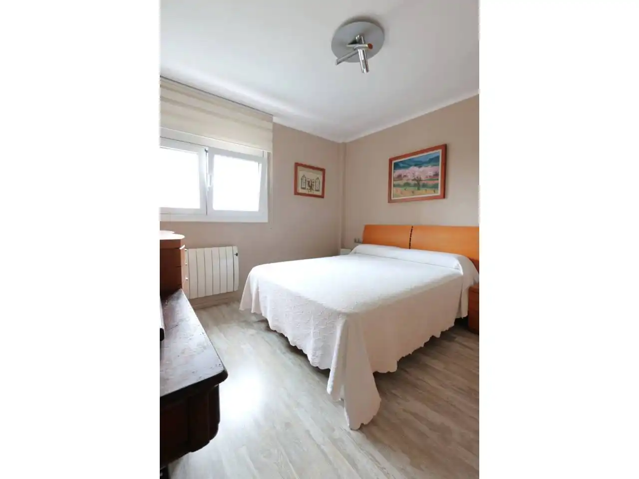 Habitación de Piso en venta en L'Hospitalet de Llobregat con Aire acondicionado, Calefacción y Parquet