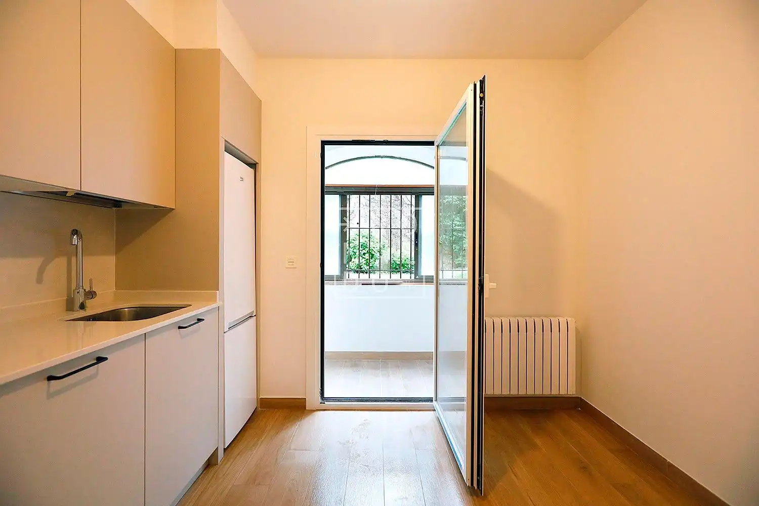 Piso en venta en Irun  con Calefacción y Terraza