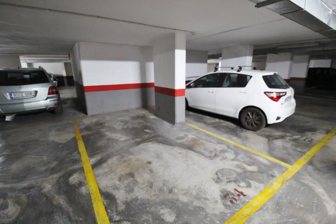 Parkplatz von Wohnung zum Verkauf in Alicante / Alacant mit Klimaanlage, Terrasse und Möbliert