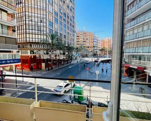 Vista exterior de Pis en venda en Alicante / Alacant amb Aire condicionat, Calefacció i Terrassa