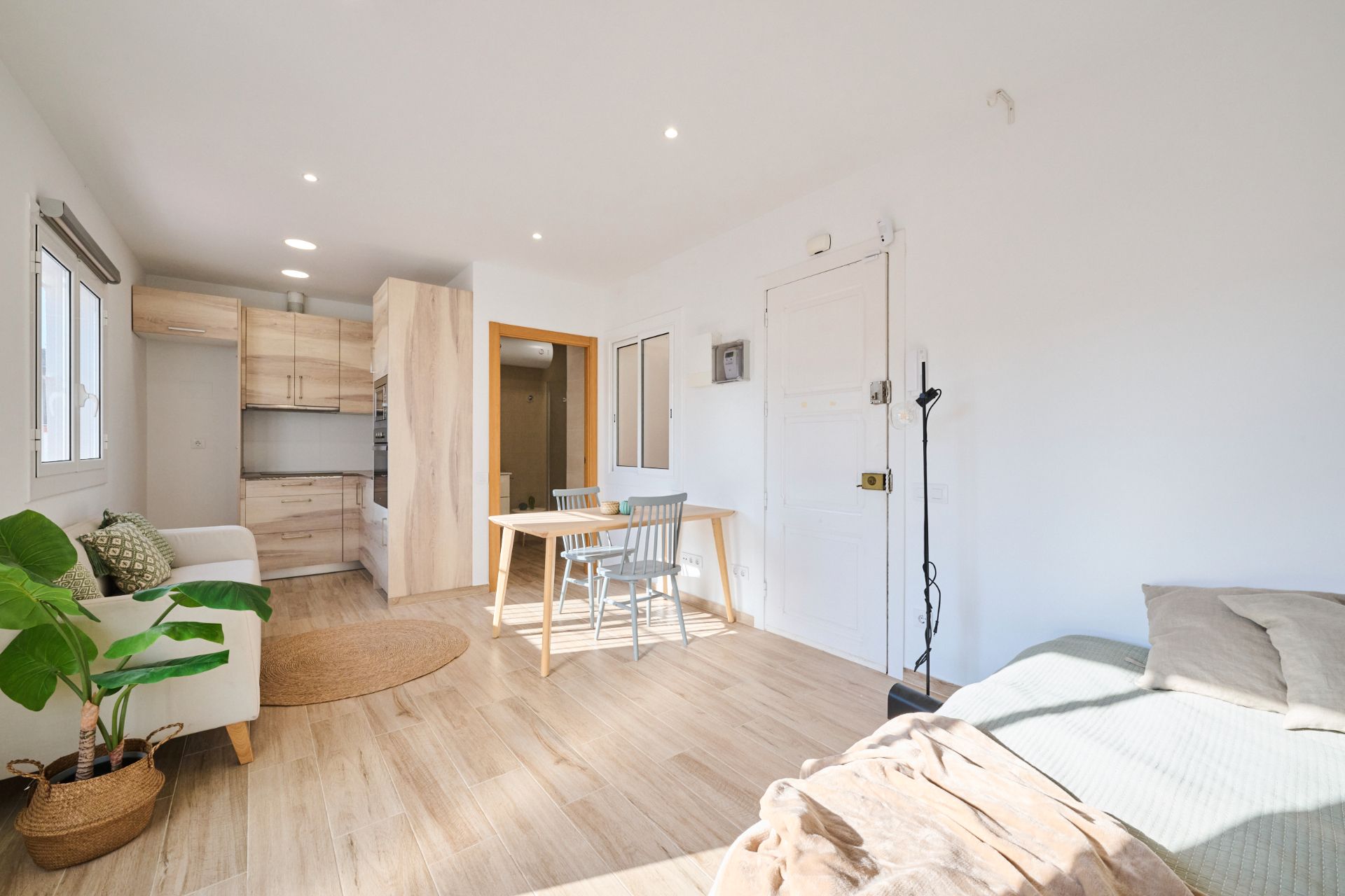 Bedroom of Flat for sale in  Barcelona Capital  with Heating, Parquet flooring and Terrace