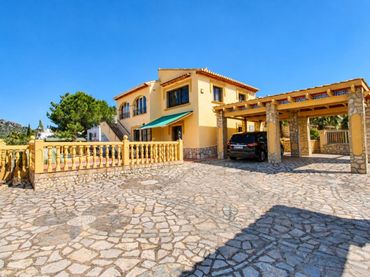 Villa avec piscine à vendre à El Ràfol d'Almúnia