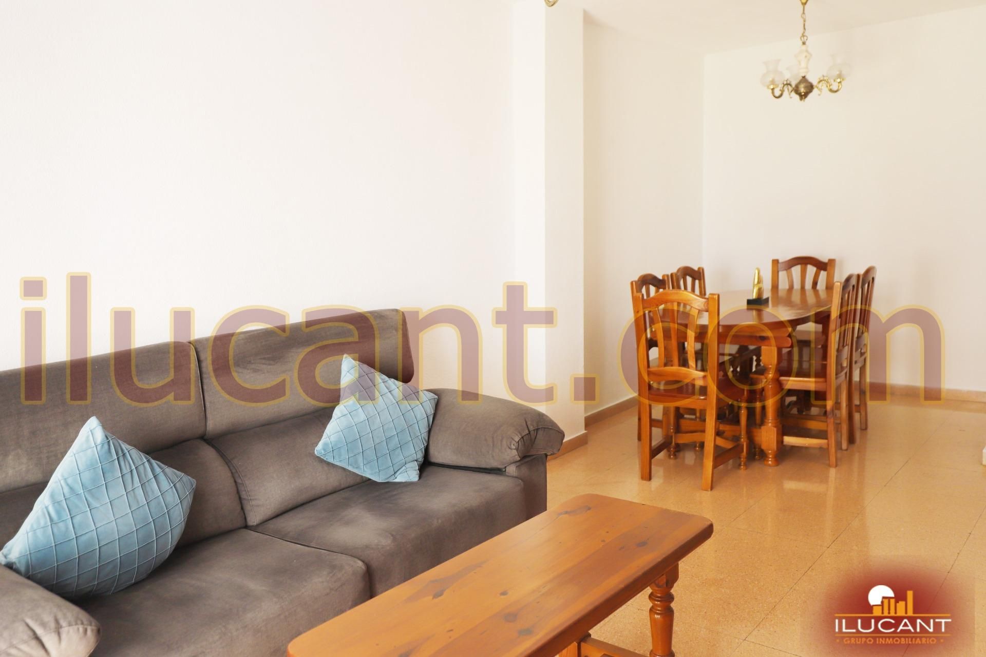 Sala d'estar de Pis de lloguer en Alicante / Alacant amb Aire condicionat