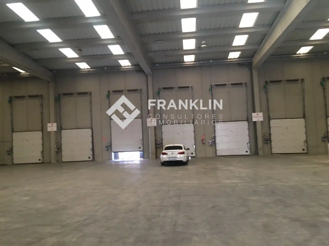 Industrial buildings for rent in Carrer Acústica, 2