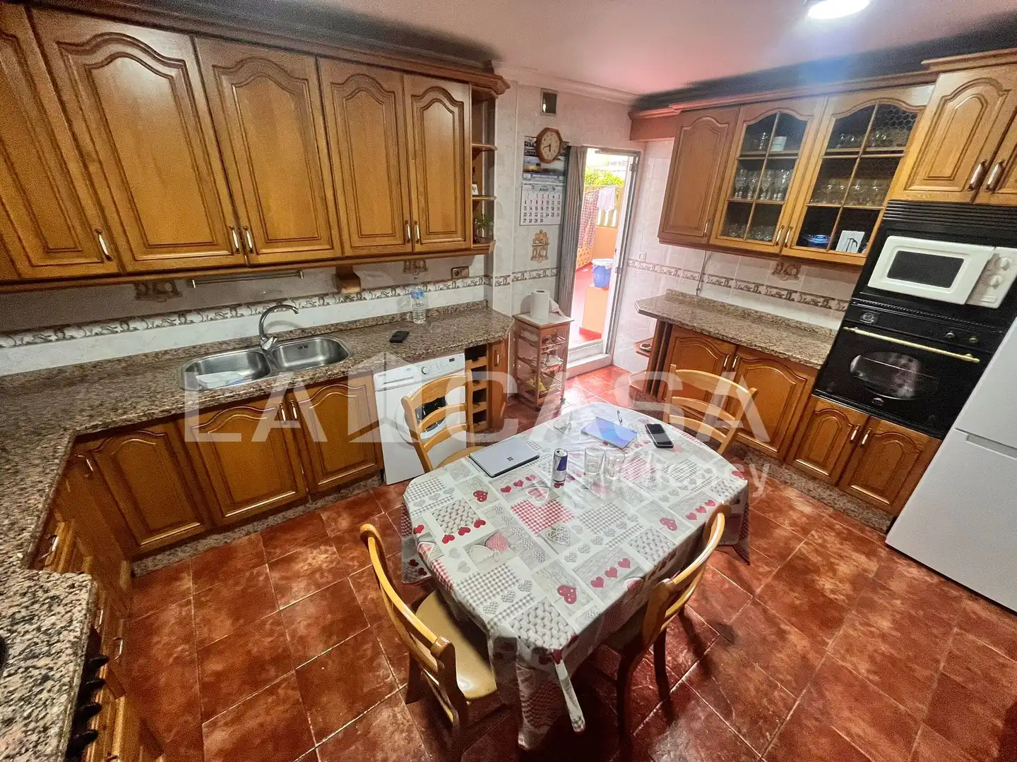 Kitchen of Flat for sale in Algeciras  with Balcony