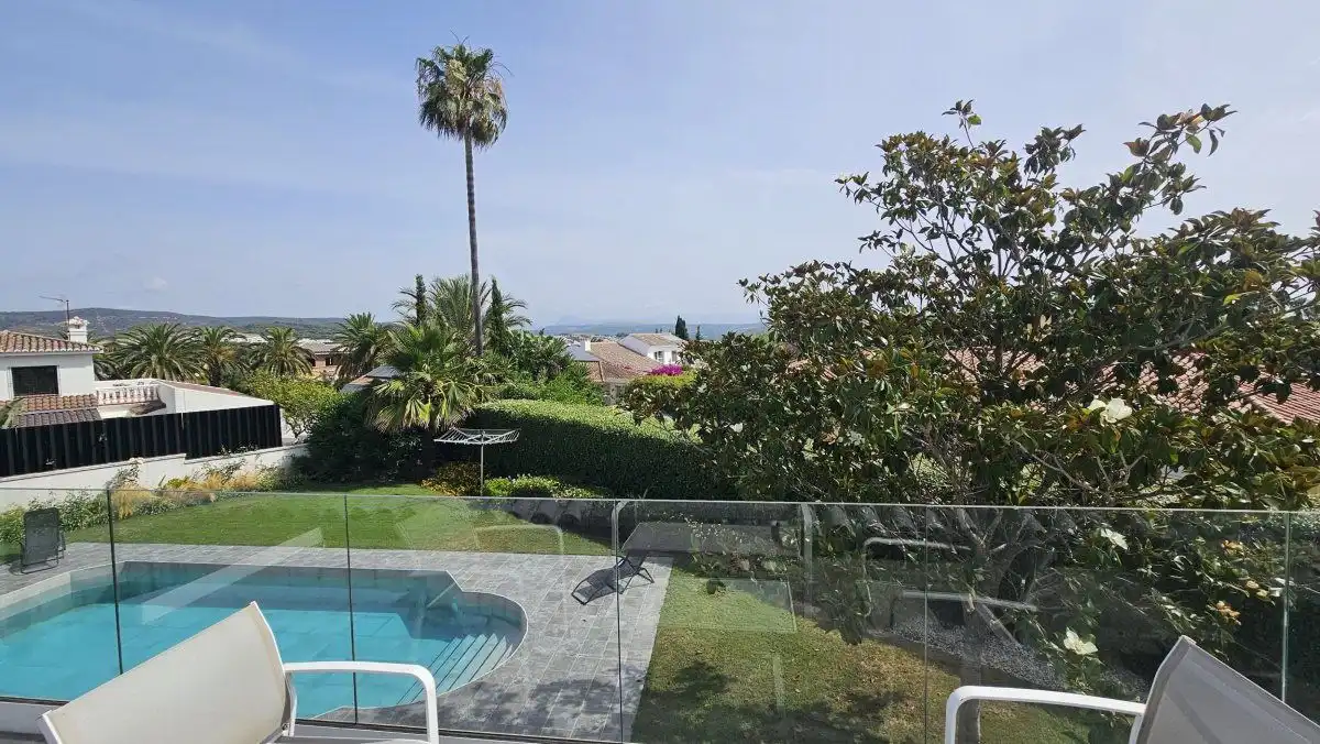 Piscina de Casa o chalet en venta en Sotogrande con Aire acondicionado, Jardín privado y Terraza