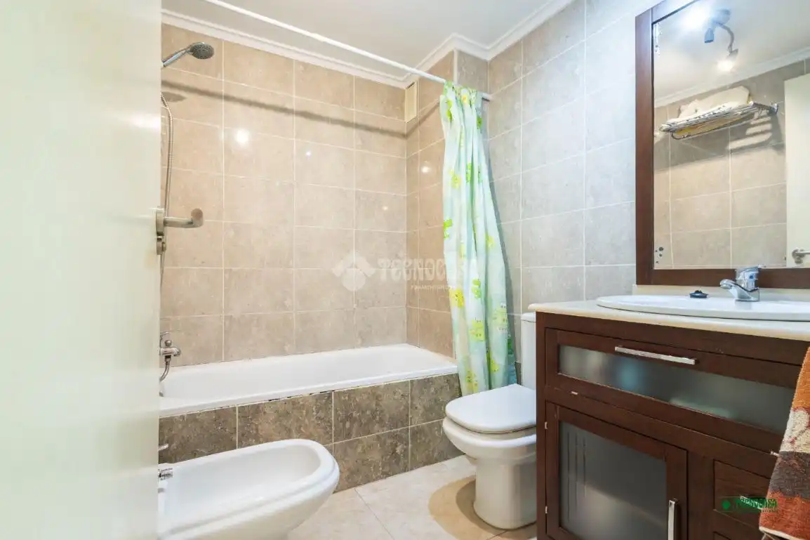 Baño de Piso en venta en Almería con Amueblado