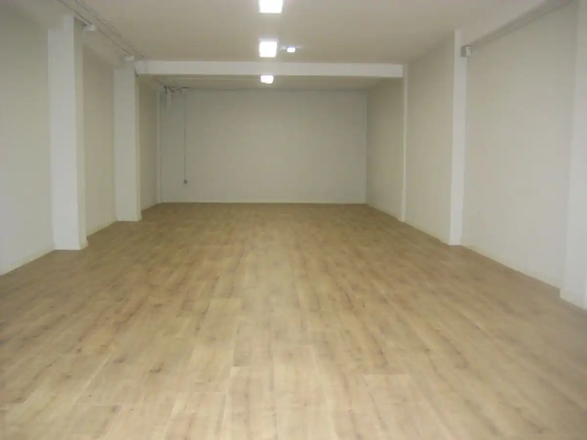 Business premises for sale in Este, imagen 6