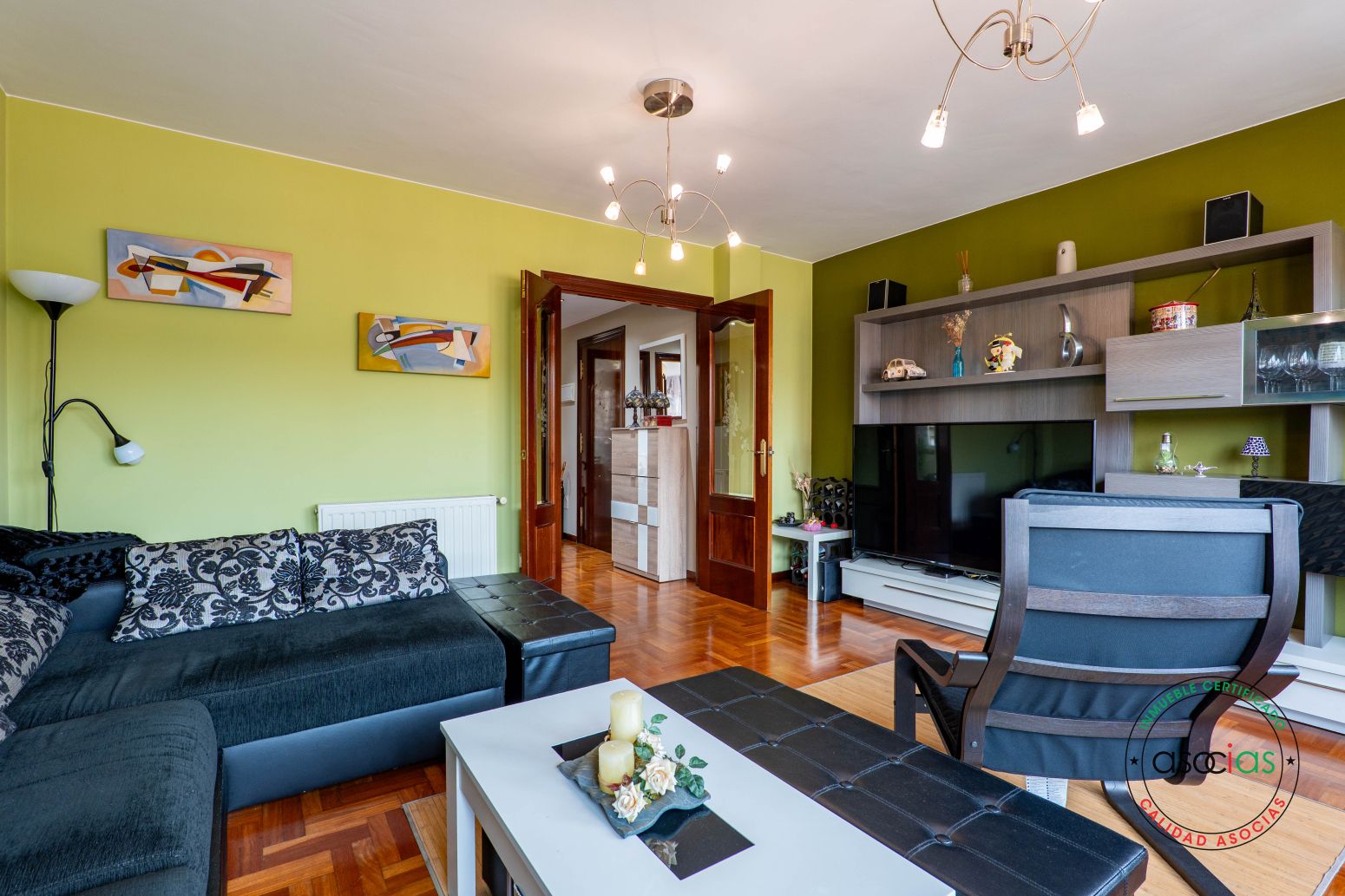 Living room of Flat for sale in Gijón   with Heating, Parquet flooring and Terrace