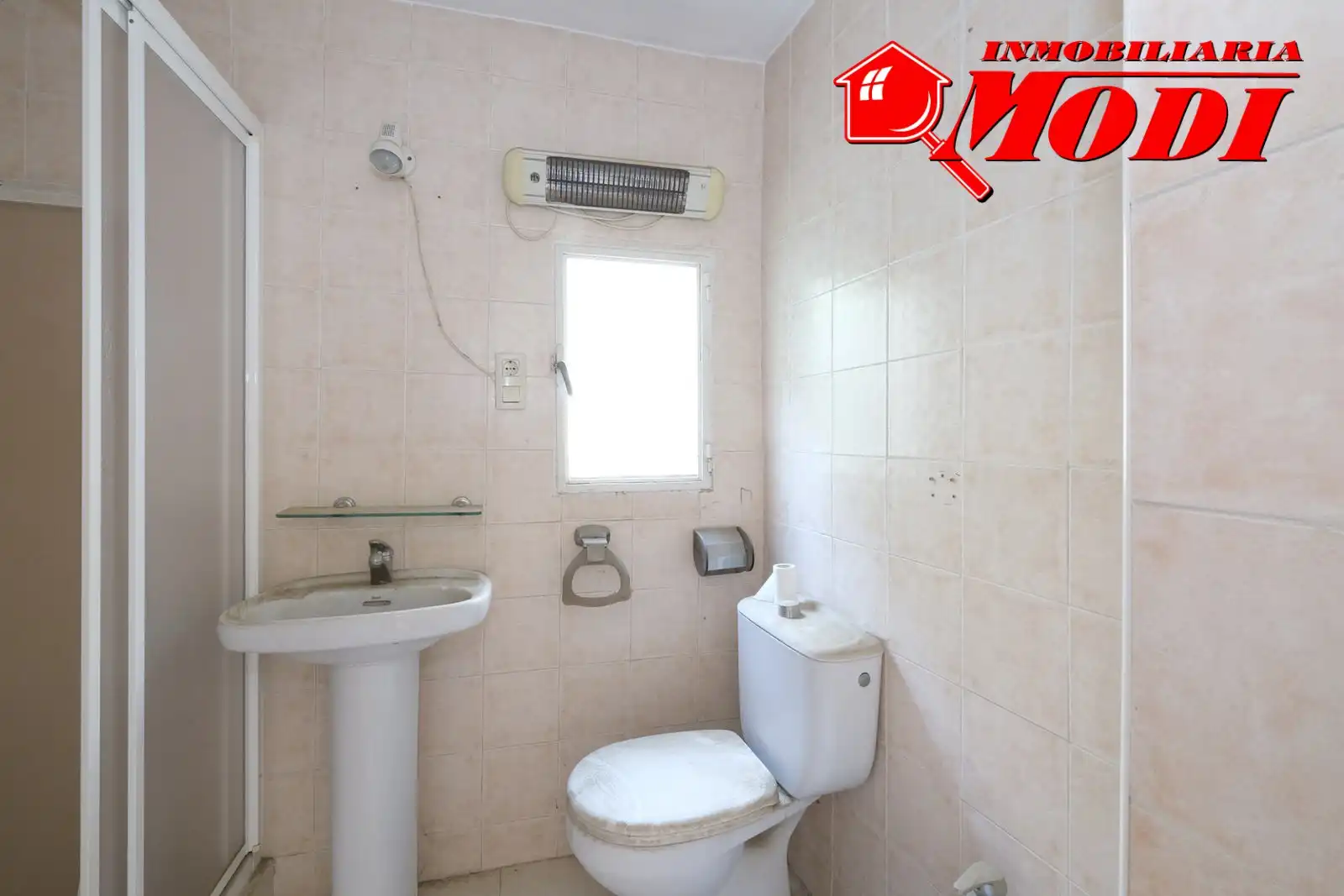 Bathroom of Houses for sale in Padul  with Private garden, Terrace and Balcony
