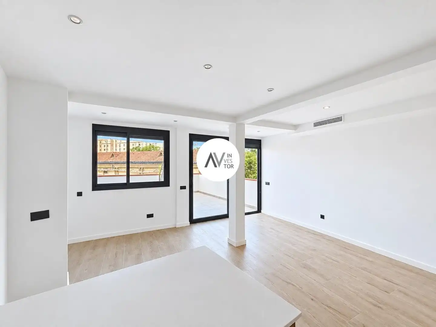 Dormitori de Apartament en venda en Barcelona amb Aire condicionat, Calefacció i Terrassa