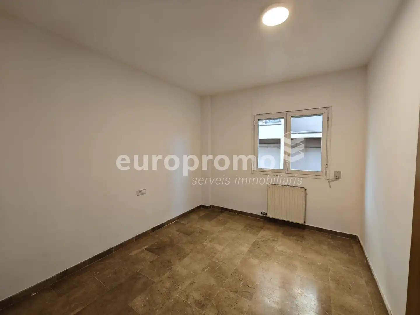 Flat for rent in Eixample Nord