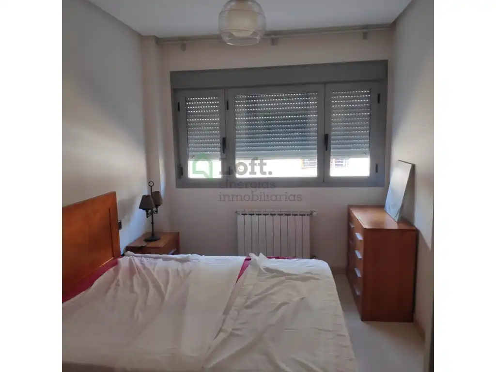 Dormitori de Apartament en venda en Badajoz amb Aire condicionat
