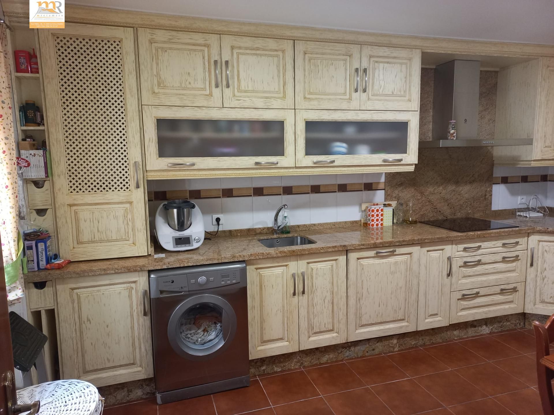 Cuina de Pis en venda en Estepona amb Terrassa, Traster i Balcó