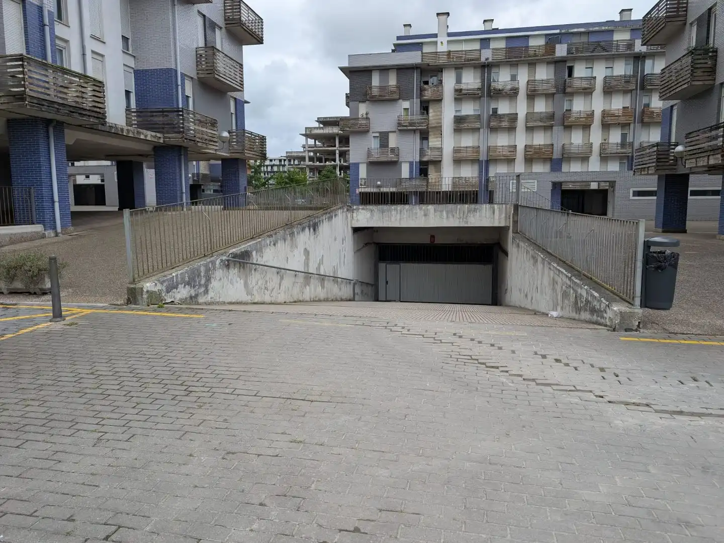 Aparcament de Garatge de lloguer en Santa Cruz de Bezana