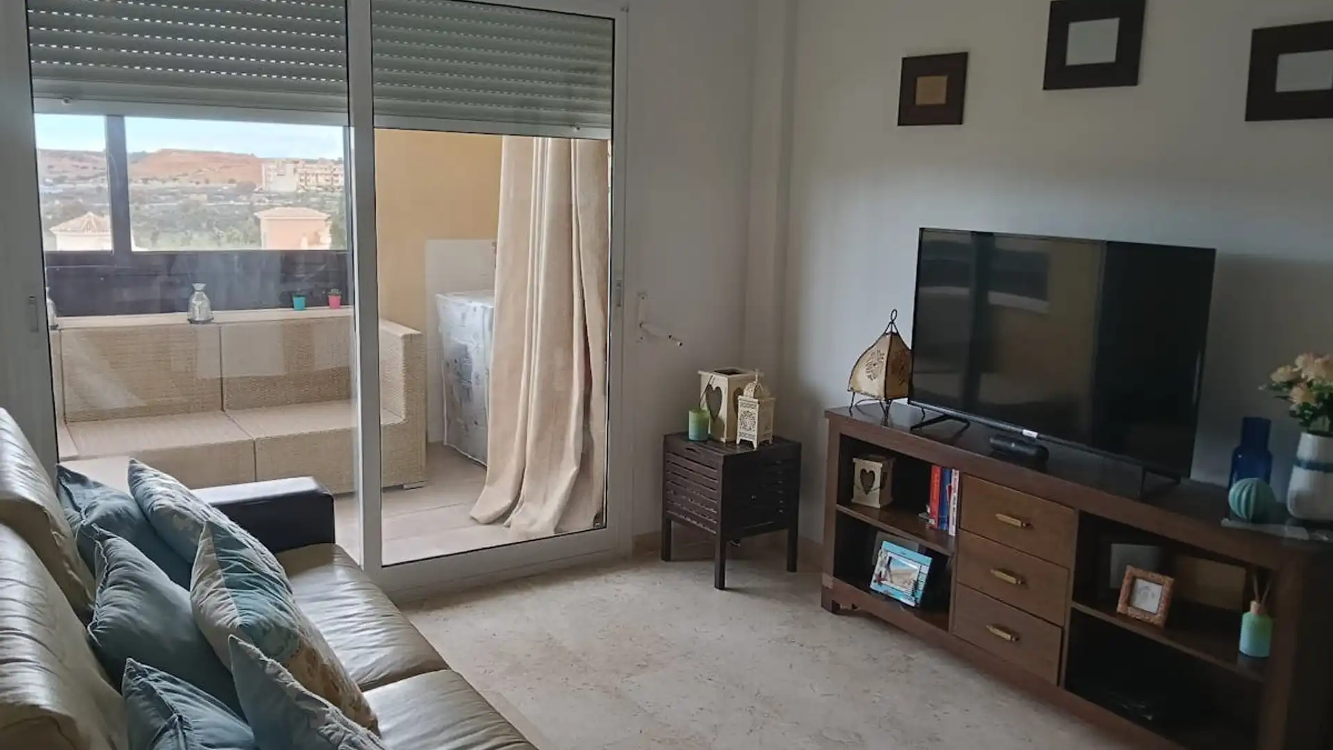 Sala de estar de Piso de alquiler en  Murcia Capital con Aire acondicionado, Jardín privado y Terraza