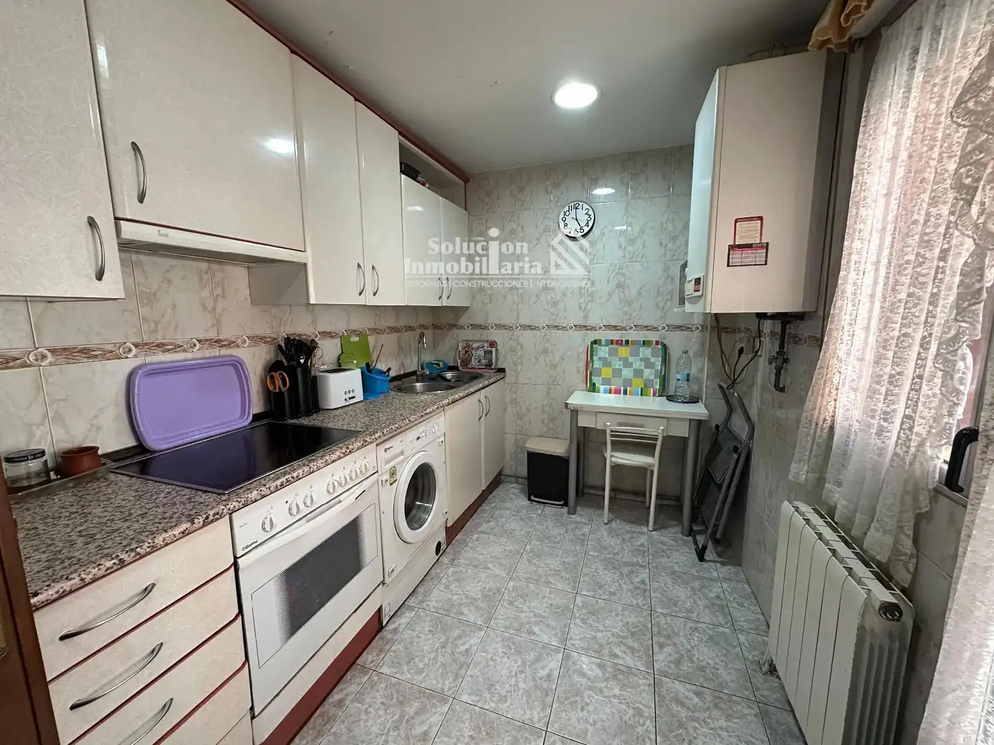 Kitchen of Flat for rent in Salamanca  with Heating, Terrace and Furnished