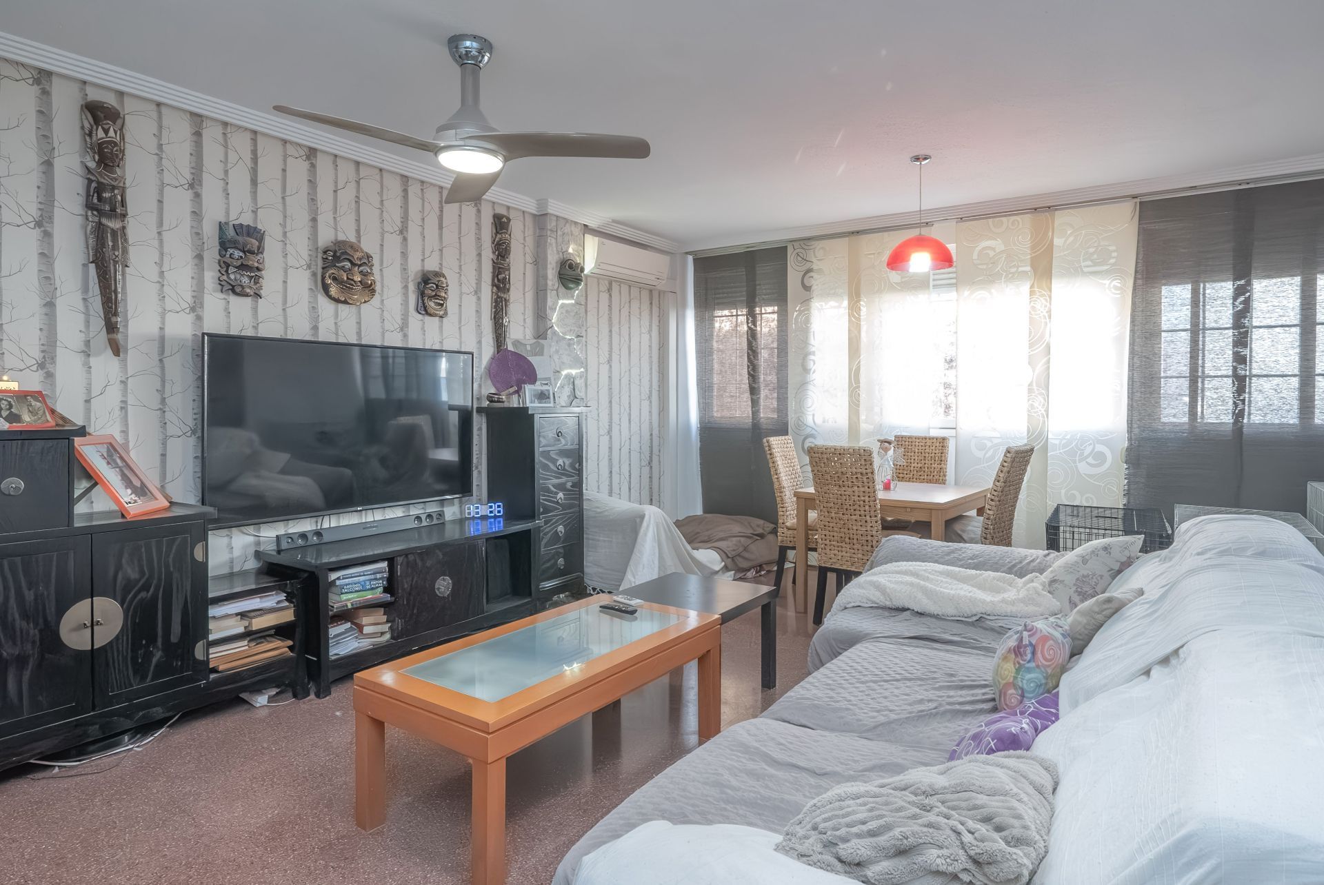 Sala d'estar de Casa adosada en venda en Mutxamel amb Aire condicionat, Calefacció i Jardí privat