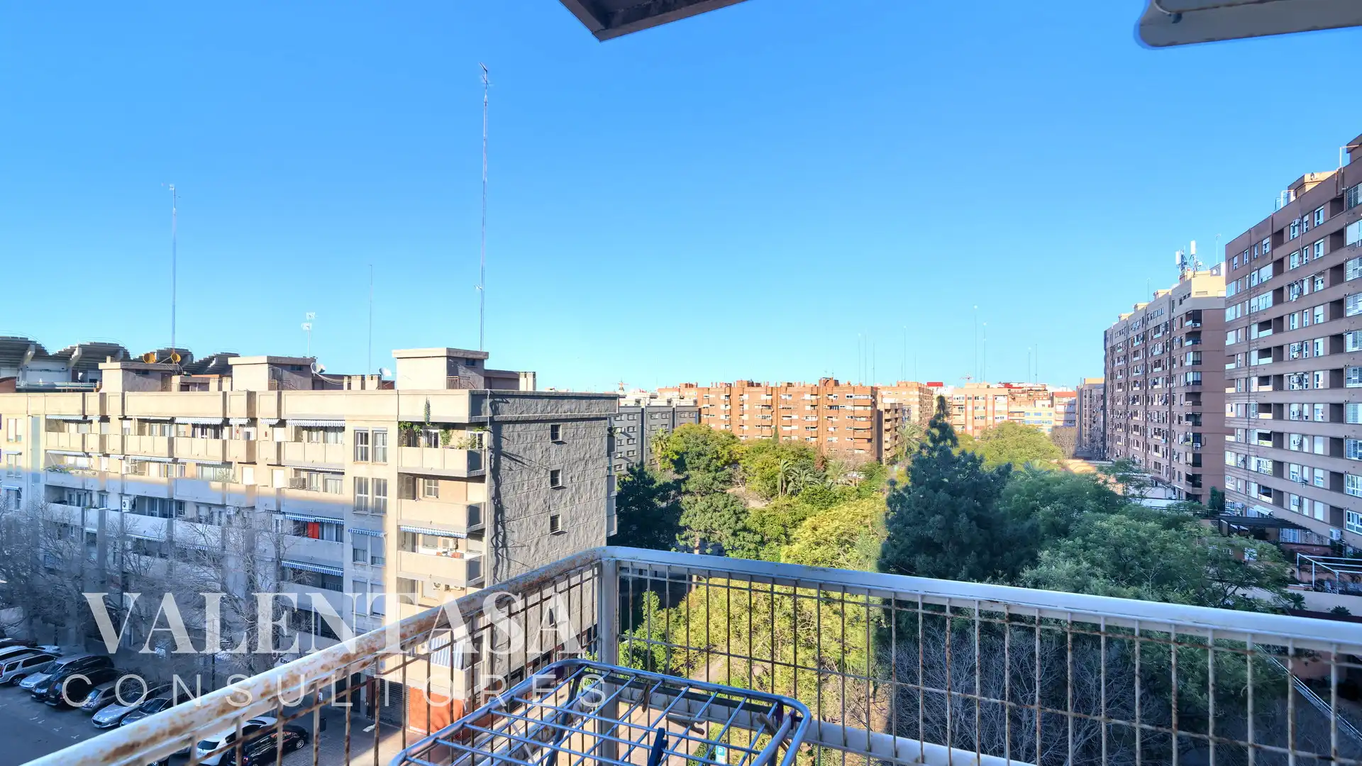 Vista exterior de Pis en venda en  Valencia Capital amb Aire condicionat, Calefacció i Moblat