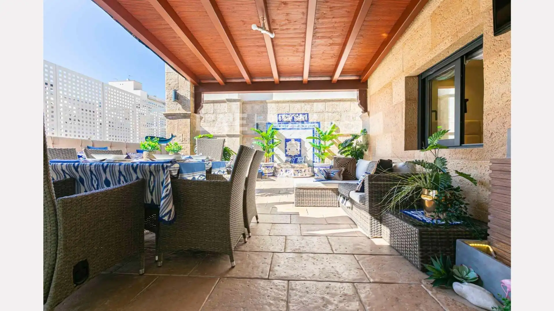 Terrasse von Dachboden zum Verkauf in Marbella mit Klimaanlage, Heizung und Terrasse