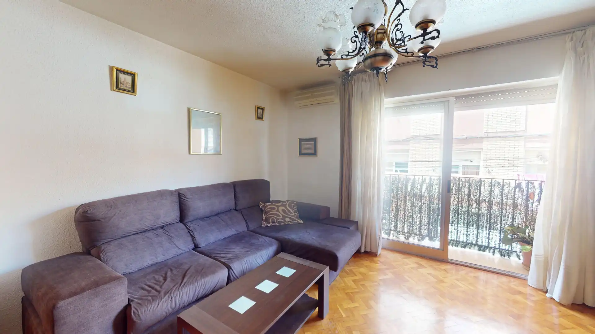 Living room of Flat for sale in Villajoyosa / La Vila Joiosa  with Air Conditioner, Furnished and Balcony