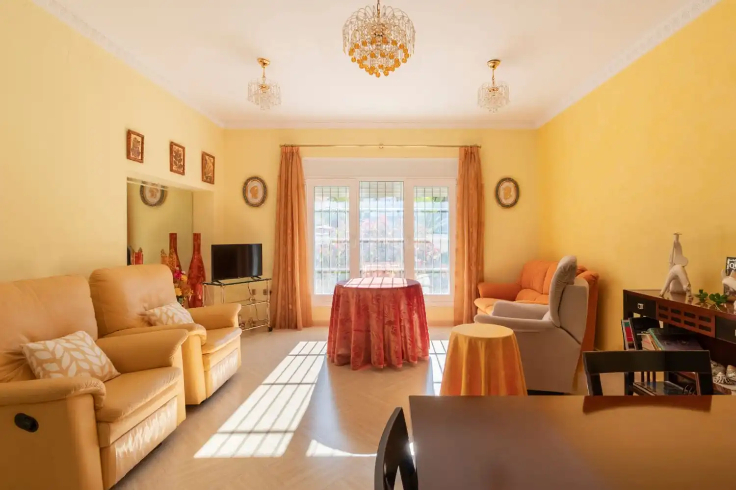 Sala de estar de Casa o chalet en venta en Torremolinos con Aire acondicionado, Terraza y Trastero