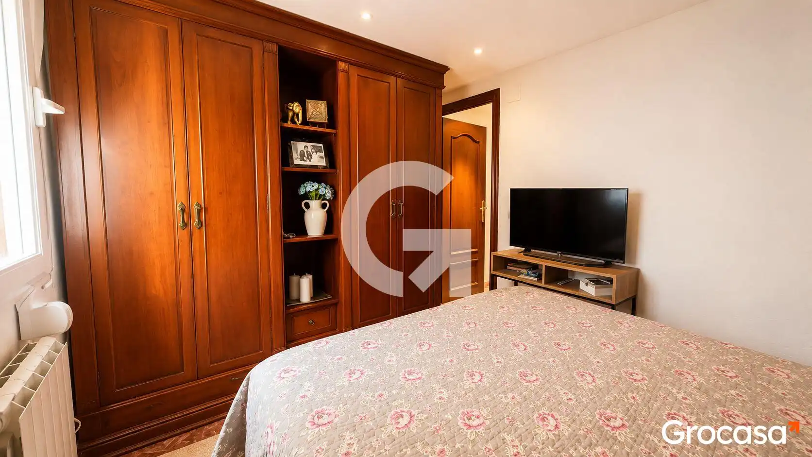 Bedroom of Flat for sale in Barcelona  with Air Conditioner and Heating