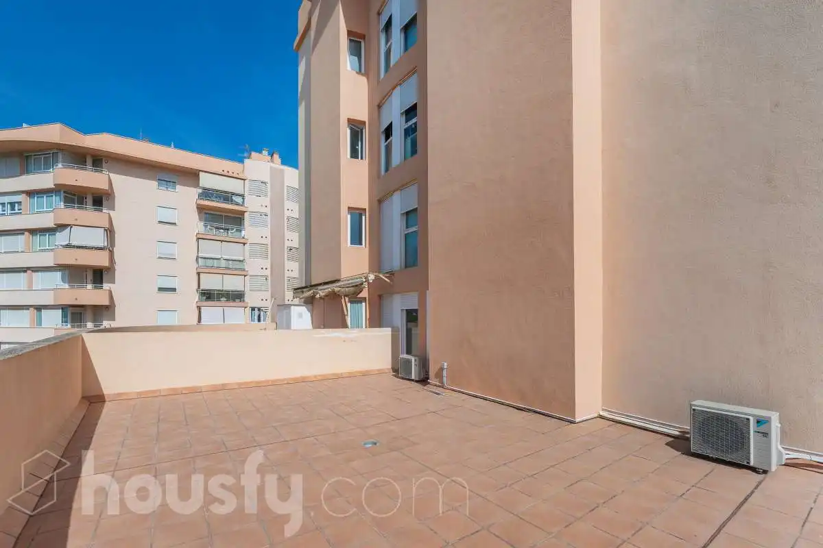 Vista exterior de Pis en venda en Eivissa amb Aire condicionat i Terrassa