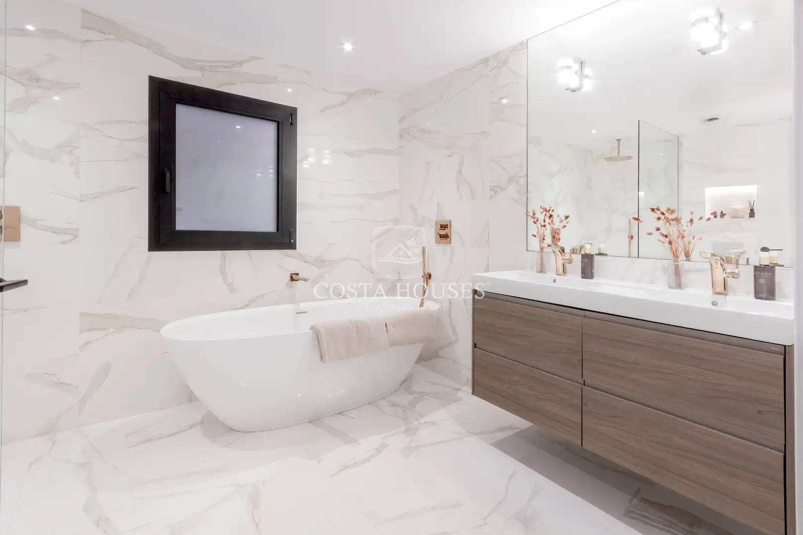 Bathroom of Houses for sale in Jávea / Xàbia  with Air Conditioner, Private garden and Terrace