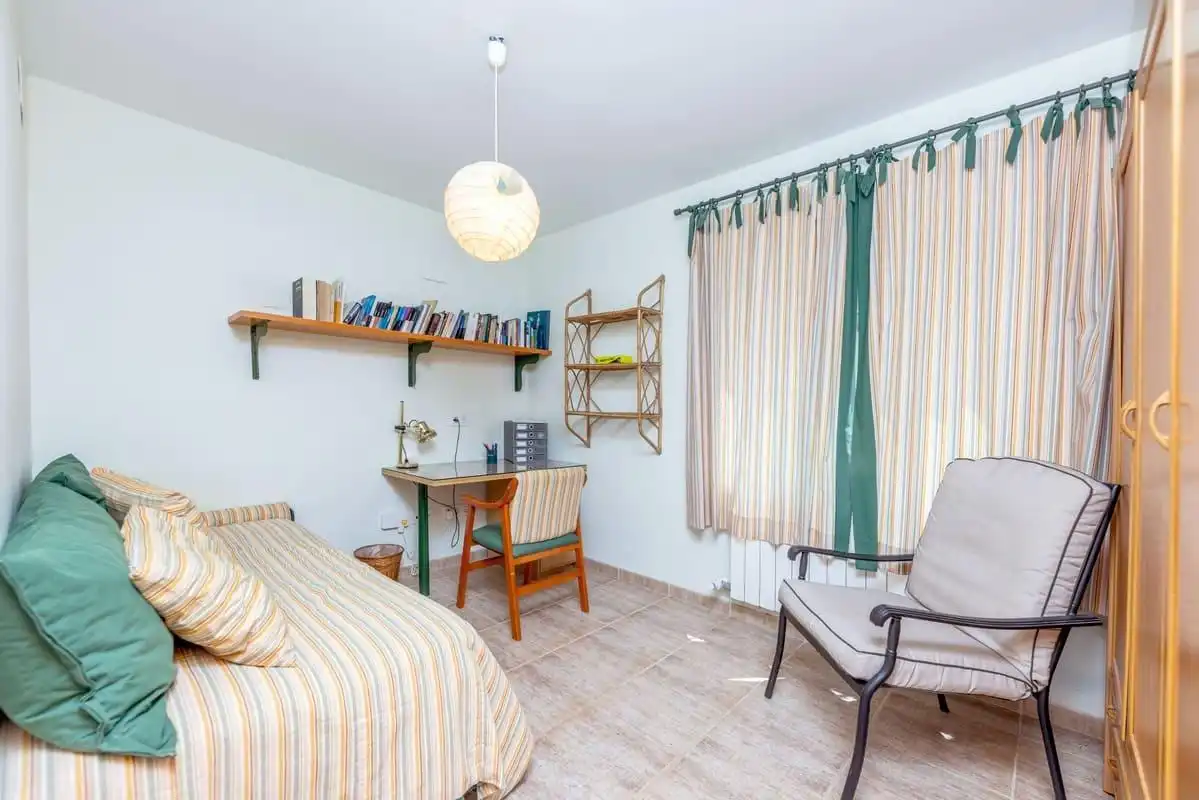 Dormitori de Casa o xalet en venda en Calatayud amb Aire condicionat i Calefacció