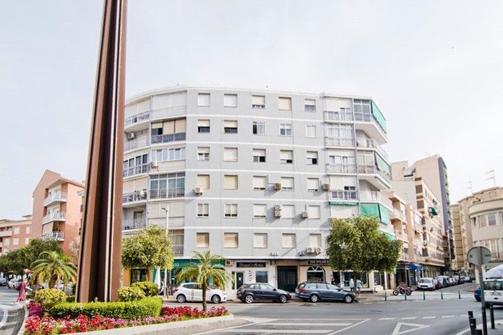 Pis en venda a Calle Cuevas, 8, Motril  ciudad