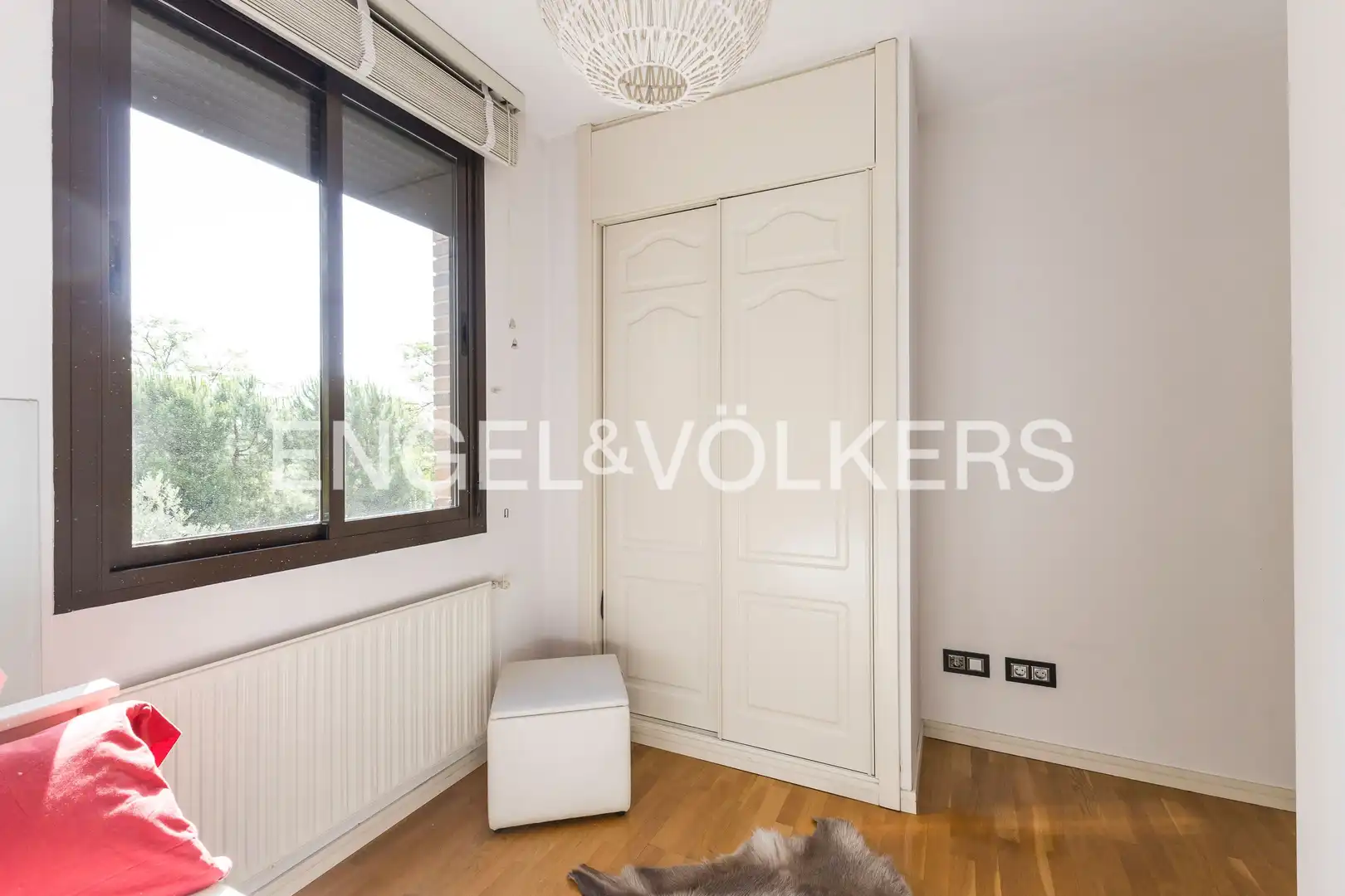 Habitación de Piso en venta en Madrid con Calefacción, Parquet y Terraza
